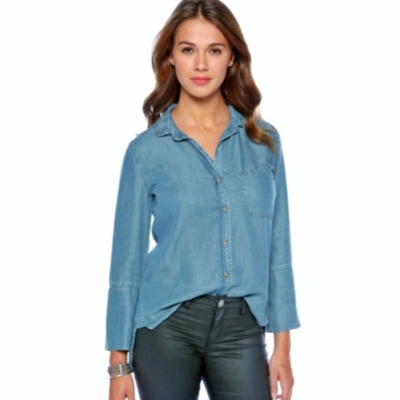 cloth & stone Tops - ANTHRO Cloth & Stone Chambray Bell Sleeve Top XS
